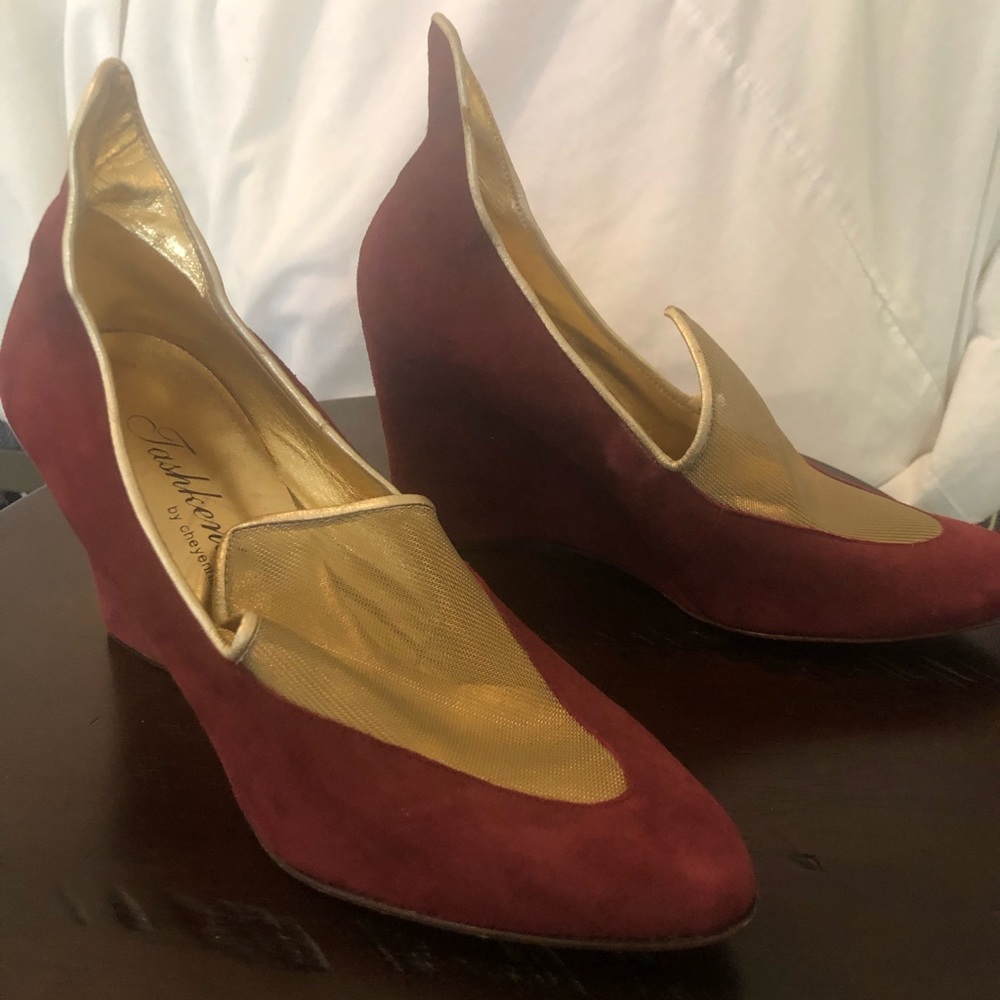 Tashkent by Chayanna wedge heels